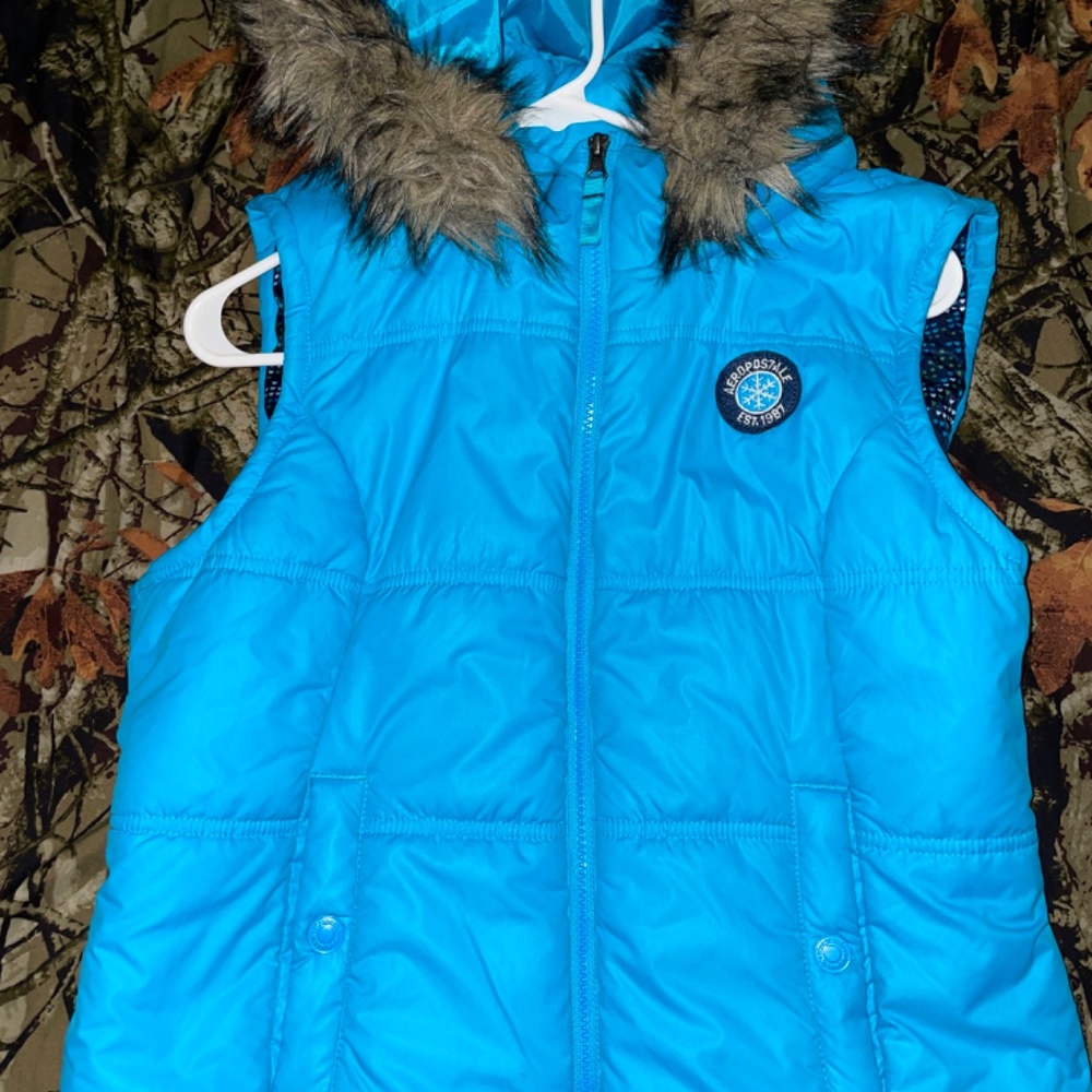 Puff Vest - Picture 5 of 5